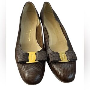Salvatore Ferragamo Vintage Brown Snakeskin Leather Shoes
Women Size 8 B